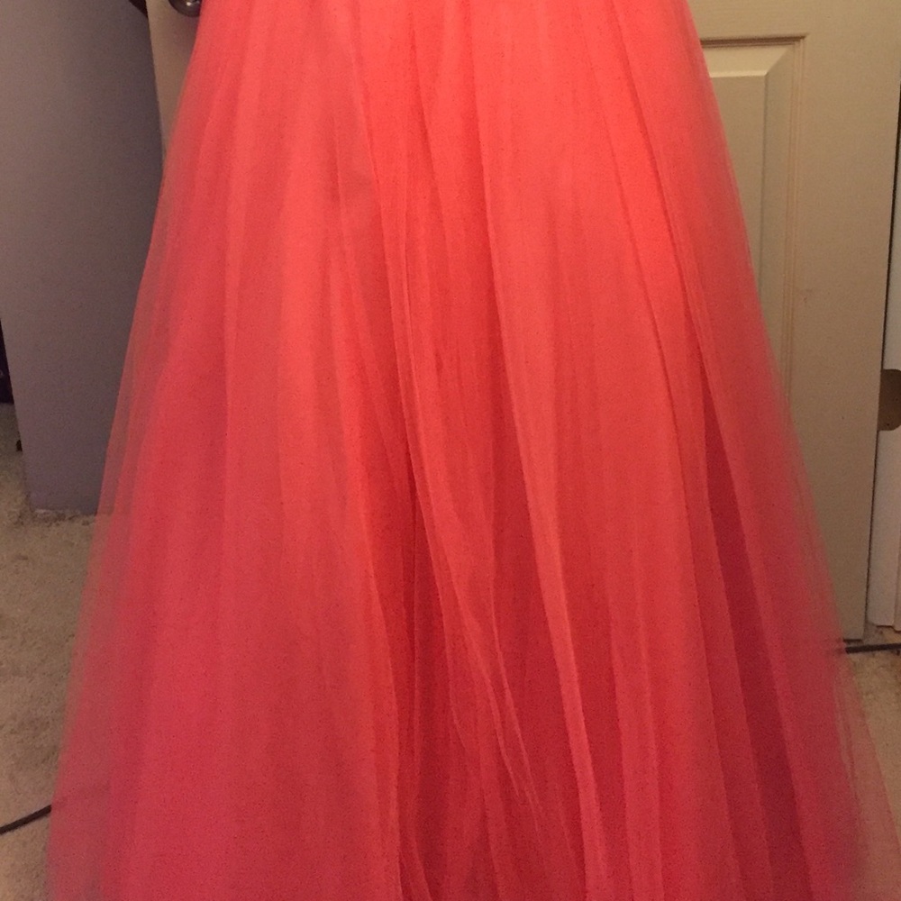 Prom/formal gown - Picture 2 of 5